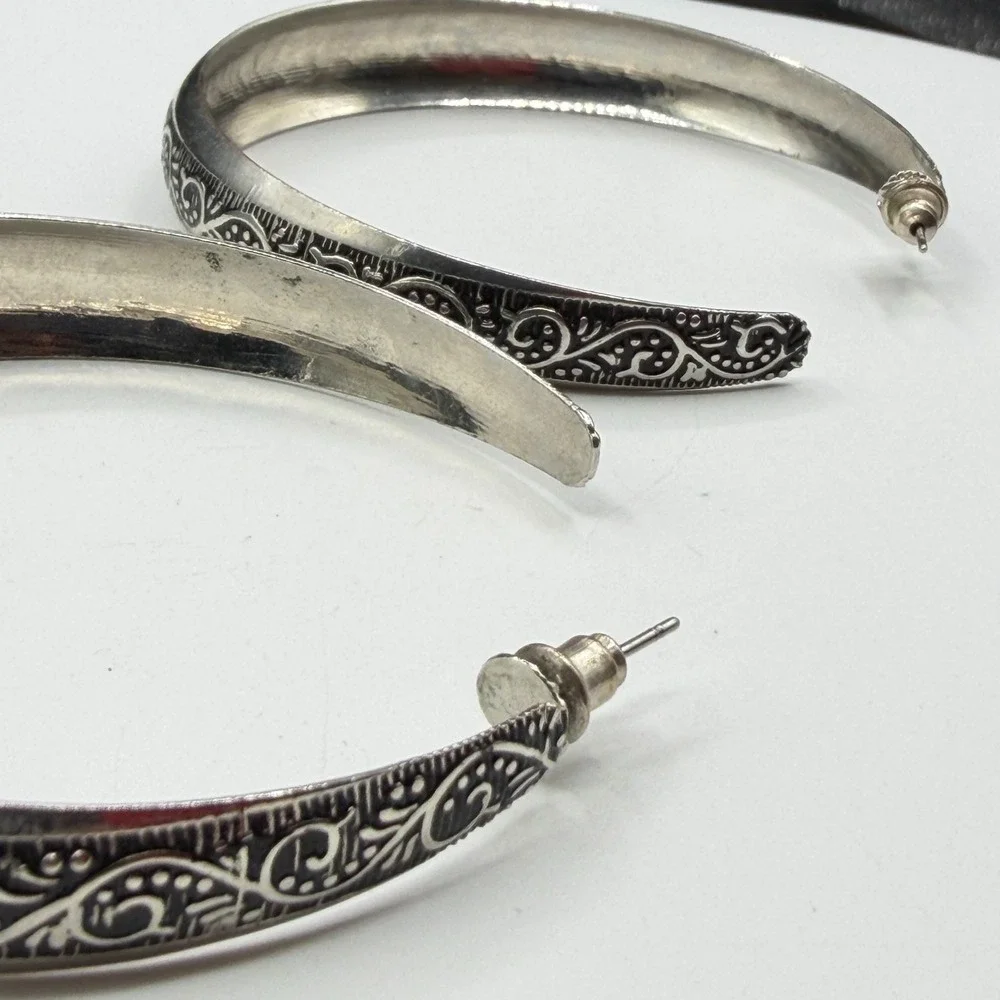 Silver Tone Paisley Scroll Hoop Earrings Large Boho Textured Statement Jewelry